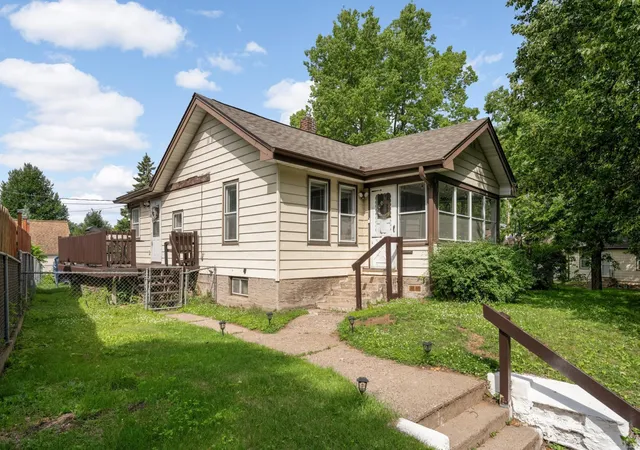 Photo 1 of Single family home for sale at 837 Pedersen St, Saint Paul, MN 55119 | MLS# 7104125 | Listing updated on 2026-10-13