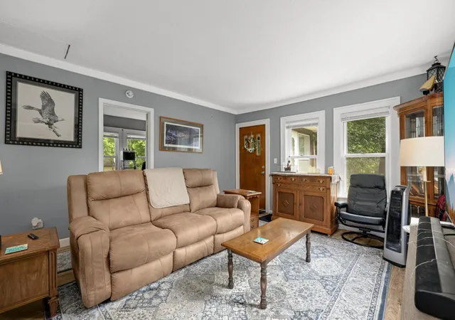Photo 4 of Single family home for sale at 837 Pedersen St, Saint Paul, MN 55119 | MLS# 7104125 | Listing updated on 2026-10-13