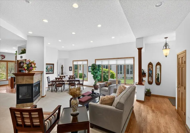 5th image of 11865 Dunkirk Cir Ne, Minneapolis, MN 55449 | MLS# 7104134
