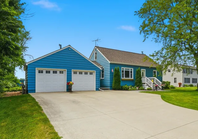 38th image of 4230 220th St W, Farmington, MN 55024 | MLS# 7104135