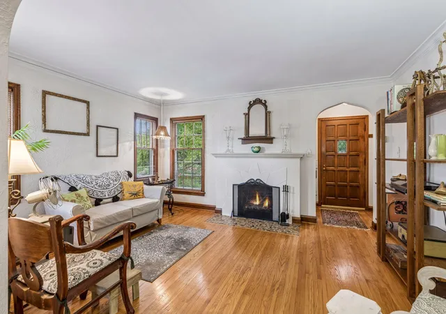 Photo 3 of Sale Pending at 5721 Wentworth Ave, Minneapolis, MN 55419 | MLS# 7104137 | Listing updated on 2026-08-27