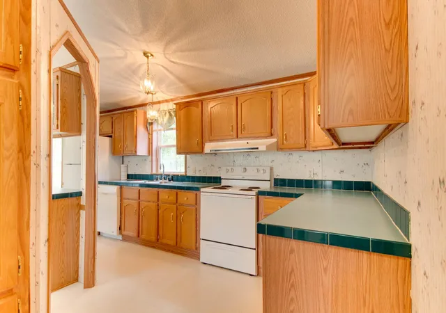 2nd image of 596 Old Willow Ct Nw, Bemidji, MN 56601 | MLS# 7104139