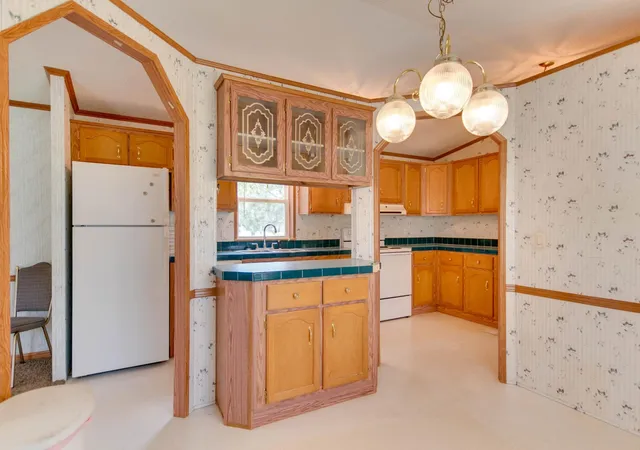3rd image of 596 Old Willow Ct Nw, Bemidji, MN 56601 | MLS# 7104139