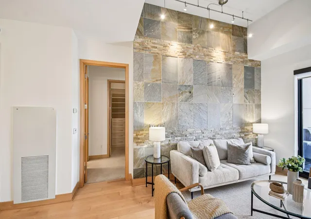 4th image of 100 3Rd Ave S #406, Minneapolis, MN 55401 | MLS# 7104169