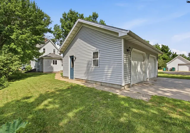 5th image of 319 S Miller Ave, Litchfield, MN 55355 | MLS# 7104173