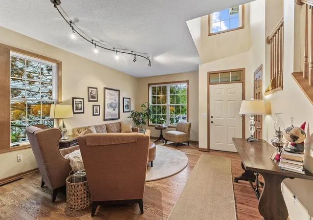 Photo 4 of Single family home for sale at 14290 Flora Way, Saint Paul, MN 55124 | MLS# 7104201 | Listing updated on 2026-10-01