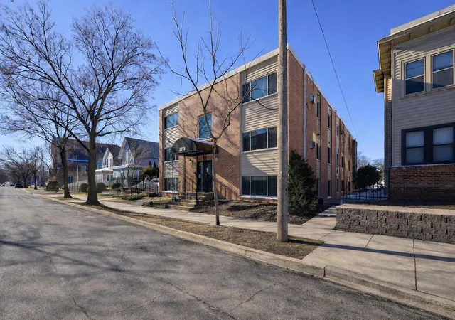 Homes for sale in Minneapolis, MN | 3018 Aldrich Ave S #25, Minneapolis, MN 55408 | MLS# 7104283