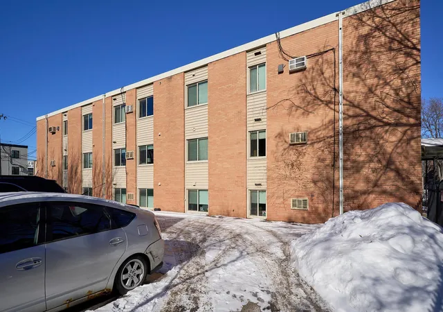 Homes for sale in Minneapolis, MN | 3018 Aldrich Ave S #25, Minneapolis, MN 55408 | MLS# 7104283