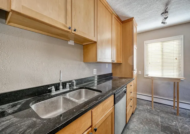 4th image of 3018 Aldrich Ave S #25, Minneapolis, MN 55408 | MLS# 7104283
