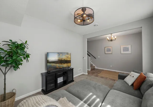 4th image of 665 Satori Wy, Chaska, MN 55318 | MLS# 7104291