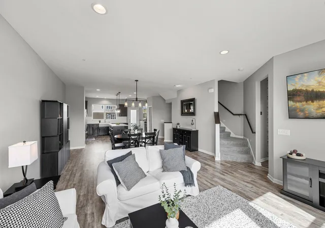 5th image of 665 Satori Wy, Chaska, MN 55318 | MLS# 7104291