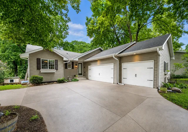 Photo 1 of Single family home for sale at 3067 Alexander Ln, Mound, MN 55364 | MLS# 7104300 | Listing updated on 2026-09-01