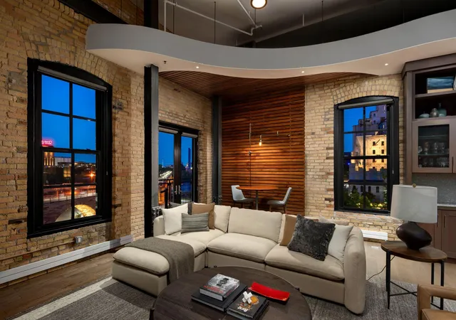 Listing Photo 4 - Condo for sale in building located at 117 Portland Ave, Minneapolis, MN 55401 - Unit #302