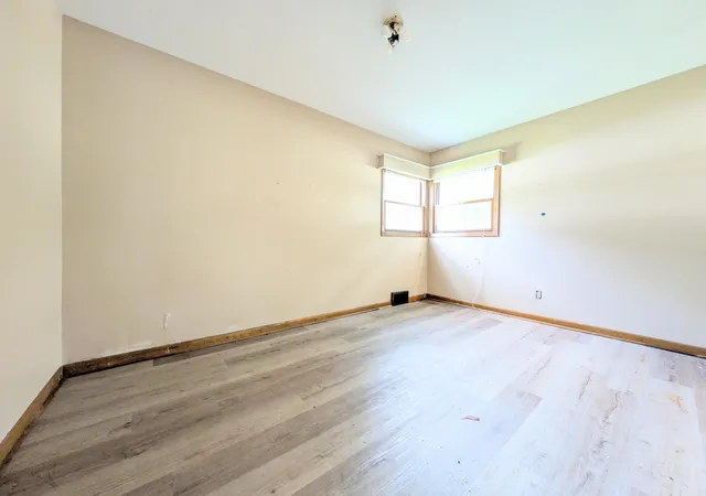 11th image of 1003 9th Ave, Anoka, MN 55303 | MLS# 7104357