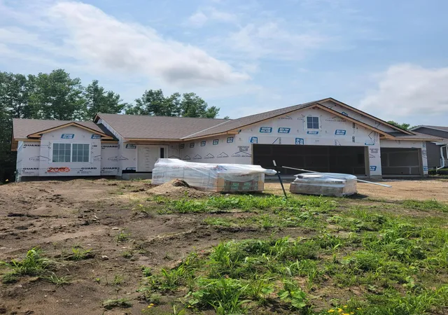 1st image of 2083 River Bend Trl, Mayer, MN 55360 | MLS# 7104377