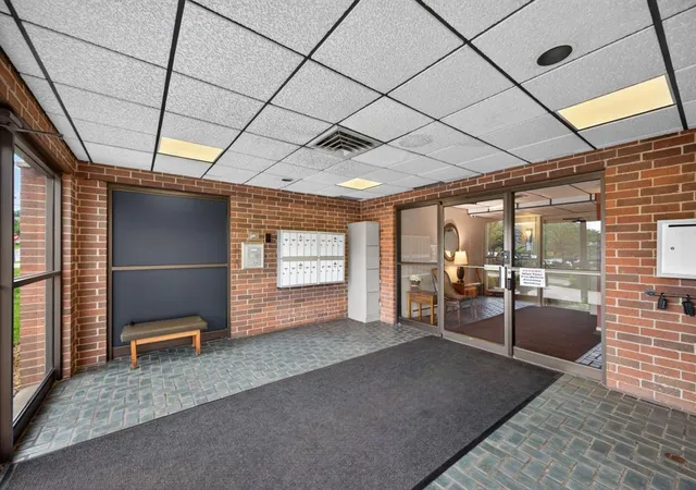 3rd image of 317 6Th Ave Sw #206, Rochester, MN 55902 | MLS# 7104381