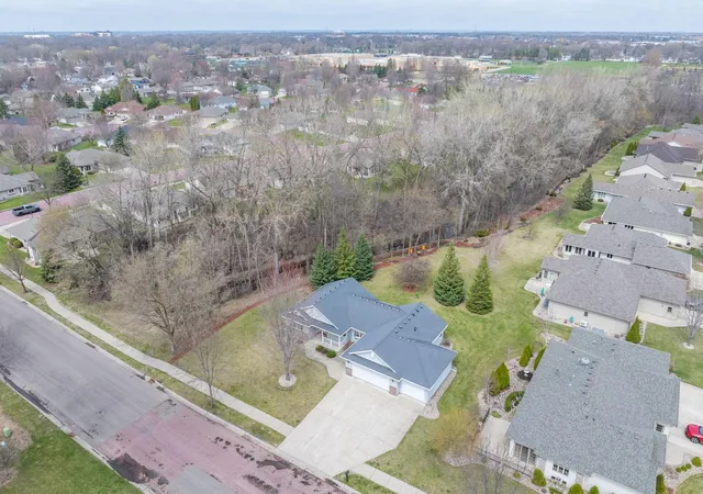 2nd image of 100 Crystal Ln, Mankato, MN 56001 | MLS# 7104385