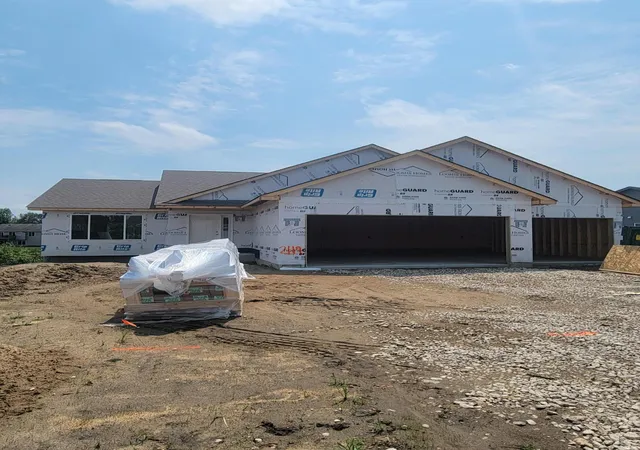1st image of 2119 River Bend Trl, Mayer, MN 55360 | MLS# 7104404