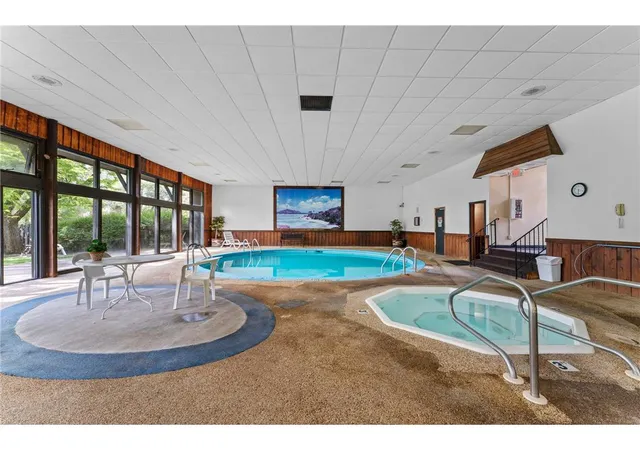 Homes for sale in Little Canada, MN | 181 Little Canada Rd E #334, Little Canada, MN 55117 | MLS# 7104408