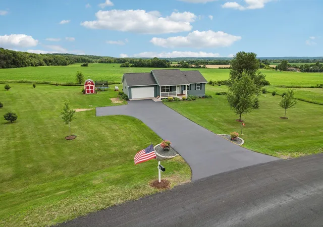 2nd image of 2362 84th Ave, Osceola, WI 54020 | MLS# 7104436