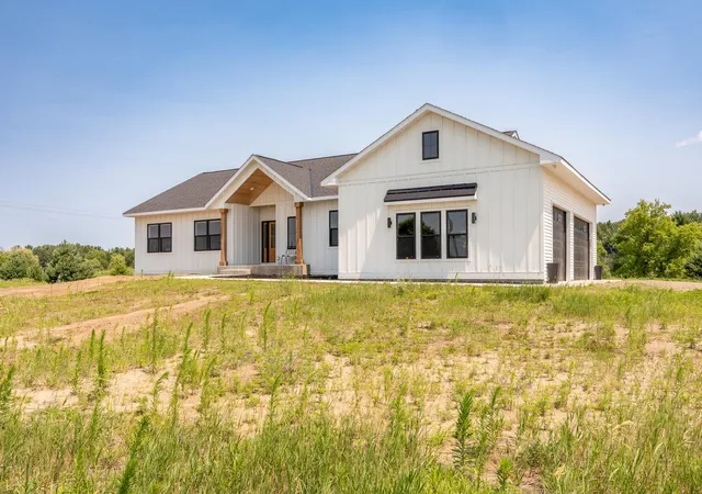 1st image of 17878 County Road 83 Nw, Big Lake, MN 55309 | MLS# 7104444