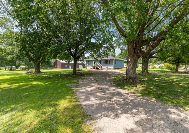 1st image of 38110 190th St, Green Isle, MN 55338 | MLS# 7104455