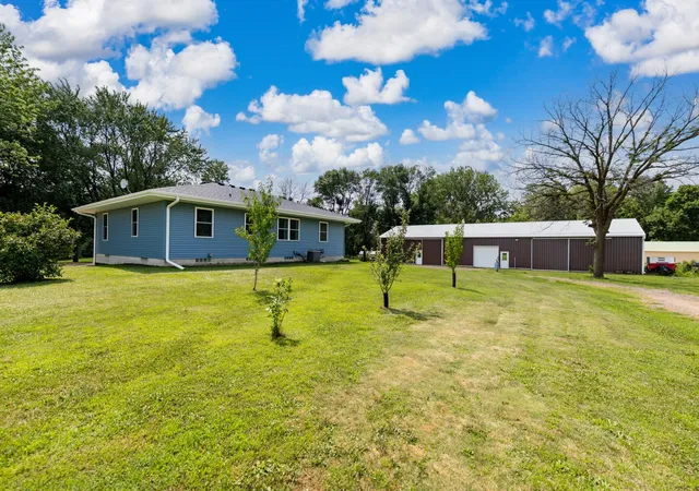 2nd image of 38110 190th St, Green Isle, MN 55338 | MLS# 7104455