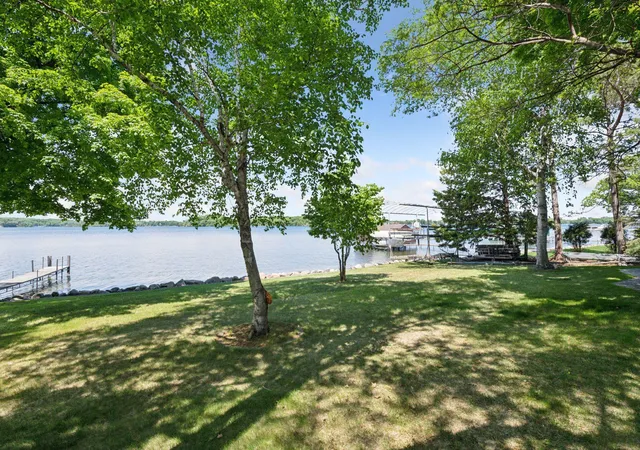 3rd image of 28235 Boulder Cir, Excelsior, MN 55331 | MLS# 7104458