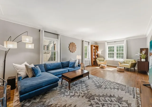 Photo 3 of Sale Pending at 704 E Minnehaha Pkwy, Minneapolis, MN 55417 | MLS# 7104459 | Listing updated on 2026-09-01