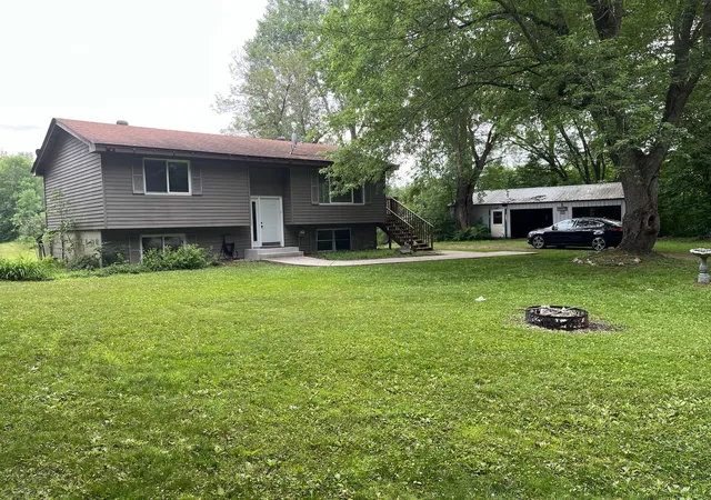 1st image of 2203 100th St, Somerset, WI 54025 | MLS# 7104510