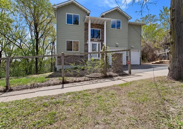 Homes for sale in Saint Paul, MN | 356 Arlington Ave W, Saint Paul, MN 55117 | MLS# 7104528