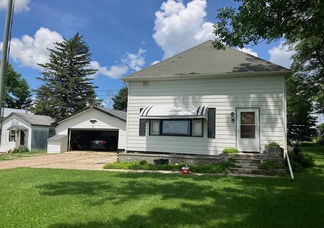 Homes for sale in Waseca, MN | 12007 340th, Waseca, MN 56093 | MLS# 7104544