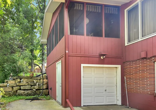 Photo 3 of Single family home for sale at 405 Oakwood Dr, Durand, WI 54736 | MLS# 7104570 | Listing updated on 2026-08-15