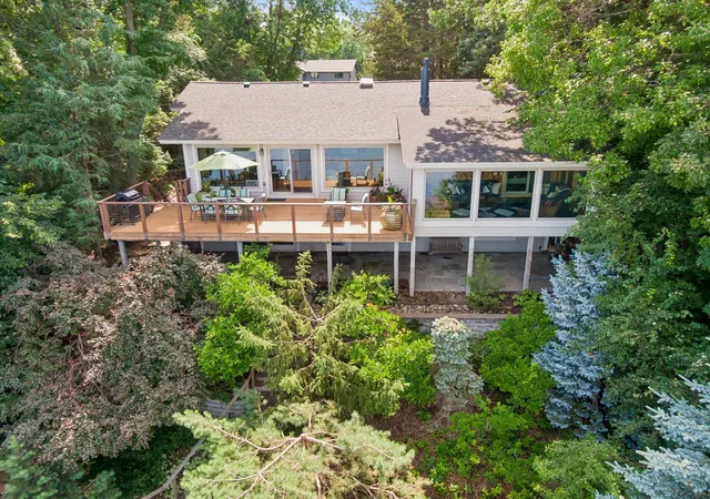 2nd image of 3890 Lone Cedar Ln, Chaska, MN 55318 | MLS# 7104597