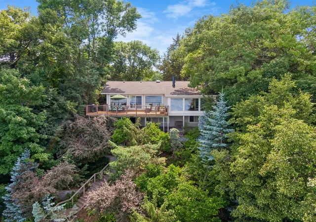 Photo 3 of Single family home for sale at 3890 Lone Cedar Ln, Chaska, MN 55318 | MLS# 7104597 | Listing updated on 2026-10-01