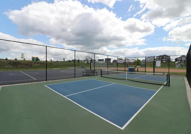 16th image of 4793 Airlake Dr, Saint Paul, MN 55129 | MLS# 7104601