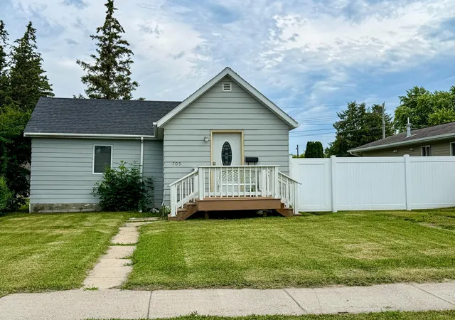 Single family home for sale at 709 Center St E, Roseau, MN 56751 | MLS# 7104616