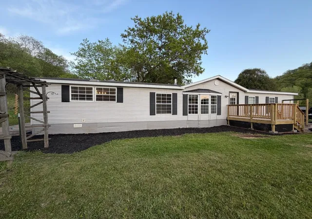 1st image of 13c Hickory Ln, Winona, MN 55987 | MLS# 7104624