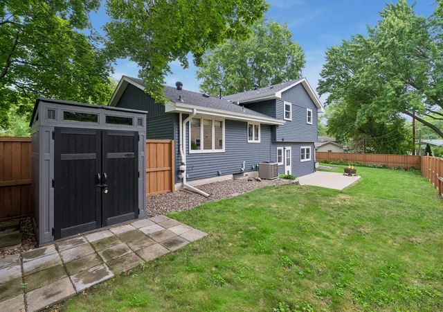 27th image of 3909 Xylon Ave N, New Hope, MN 55427 | MLS# 7104655