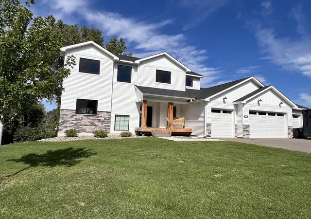 Photo 1 of Single family home for sale at 13891 10th Avenue S, Zimmerman, MN 55398 | MLS# 7104665 | Listing updated on 2026-09-22