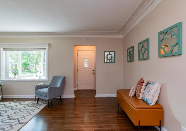2nd image of 1257 Idaho Ave W, Saint Paul, MN 55108 | MLS# 7104730