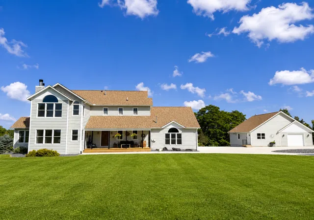 1st image of 2220 Garvin Heights Rd, Winona, MN 55987 | MLS# 7104746