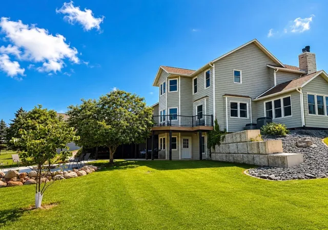 5th image of 2220 Garvin Heights Rd, Winona, MN 55987 | MLS# 7104746