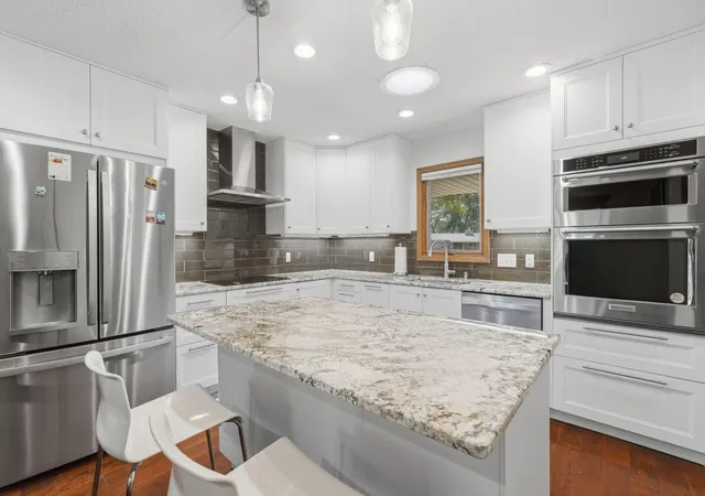 Photo 3 of Single family home for sale at 1527 E Windemere Cir Ne, Minneapolis, MN 55421 | MLS# 7104755 | Listing updated on 2026-08-26
