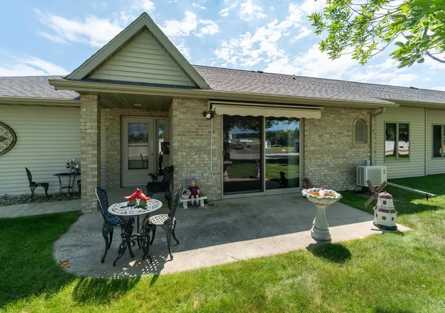 2nd image of 1036 N 1st Ave, Fergus Falls, MN 56537 | MLS# 7104756