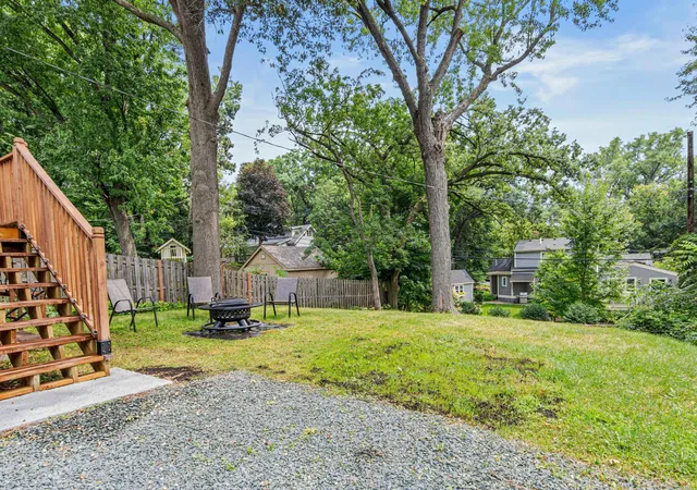 4th image of 60 Grove St, Saint Paul, MN 55115 | MLS# 7104773