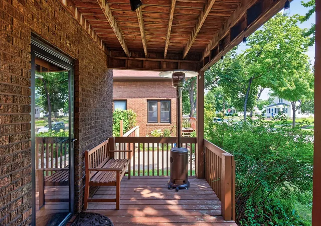 Listing Photo 4 - Condo for sale in building located at 2538 Jefferson St NE, Minneapolis, MN 55418