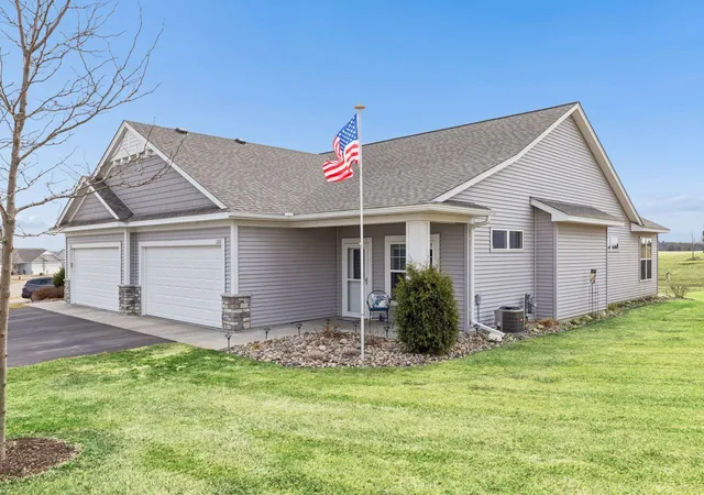 Homes for sale in New Richmond, WI | 1232 Naser Wy, New Richmond, WI 54017 | MLS# 7104800