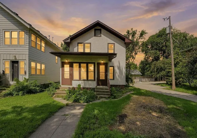 Photo 1 of Multi family home for sale at 921 27th Avenue Se, Minneapolis, MN 55414 | MLS# 7104801 | Listing updated on 2026-08-26