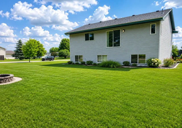 Homes for sale in Elk River, MN | 18598 Queen St Nw, Elk River, MN 55330 | MLS# 7104813